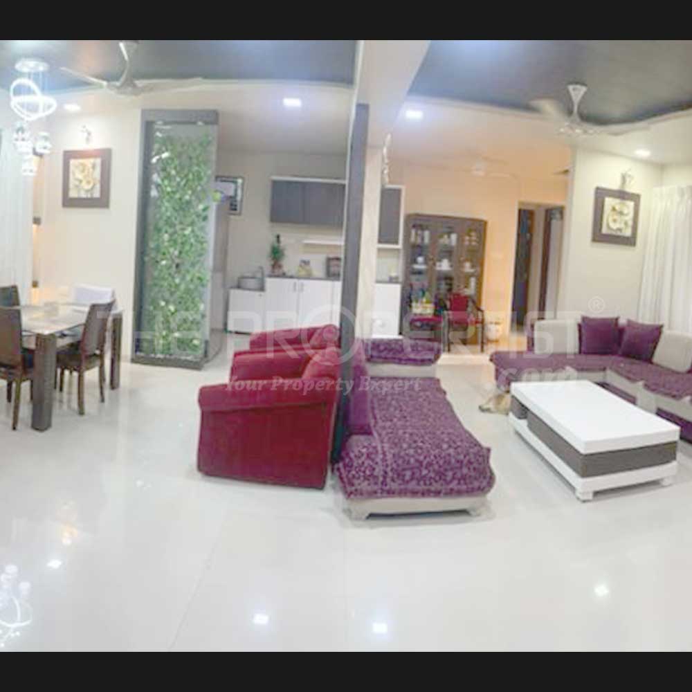 4 BHK Apartment